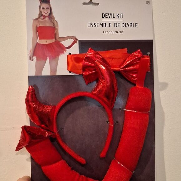 Red Devil Kit Halloween Costumes Accessories - Picture 1 of 6